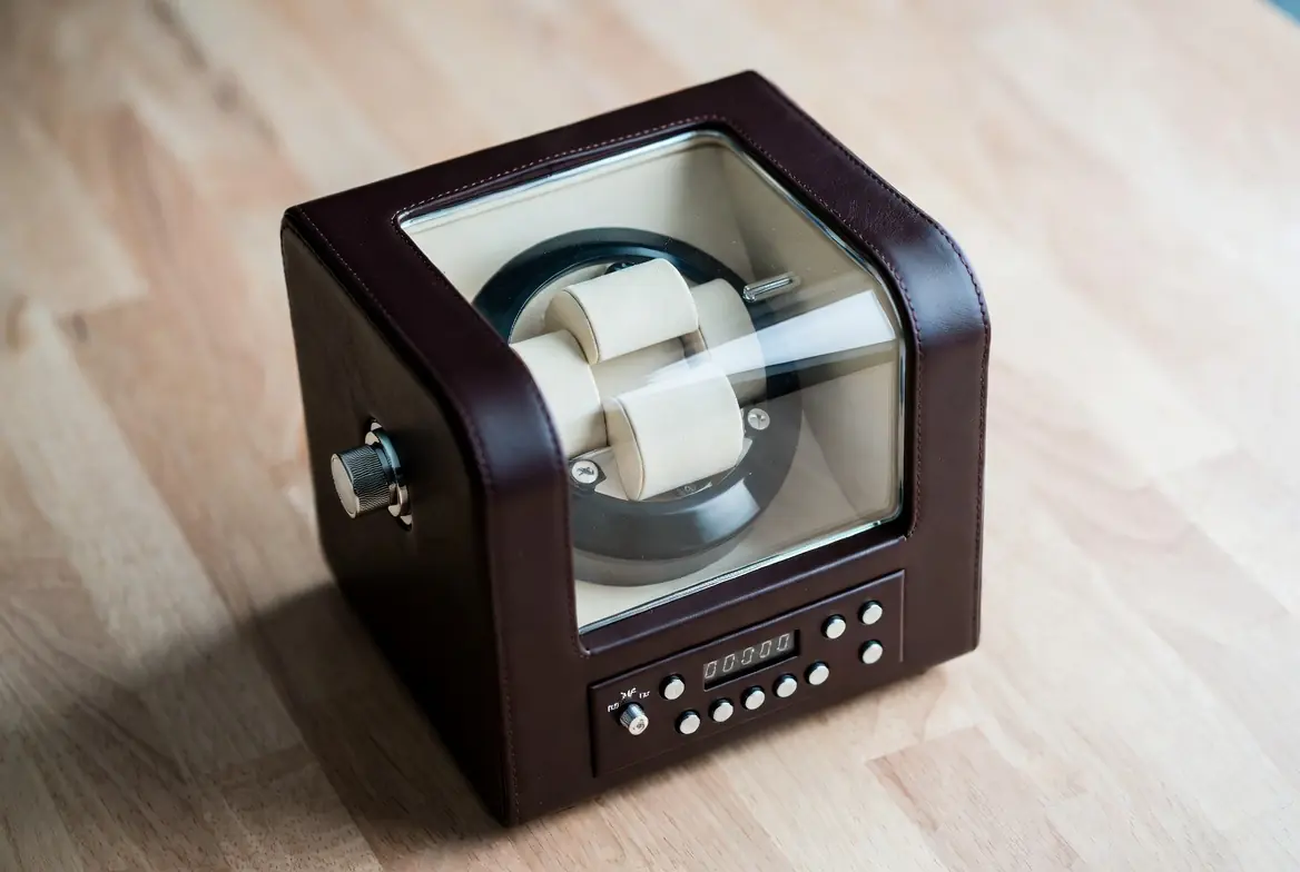 Why Automatic Watches Need a Watch Winder