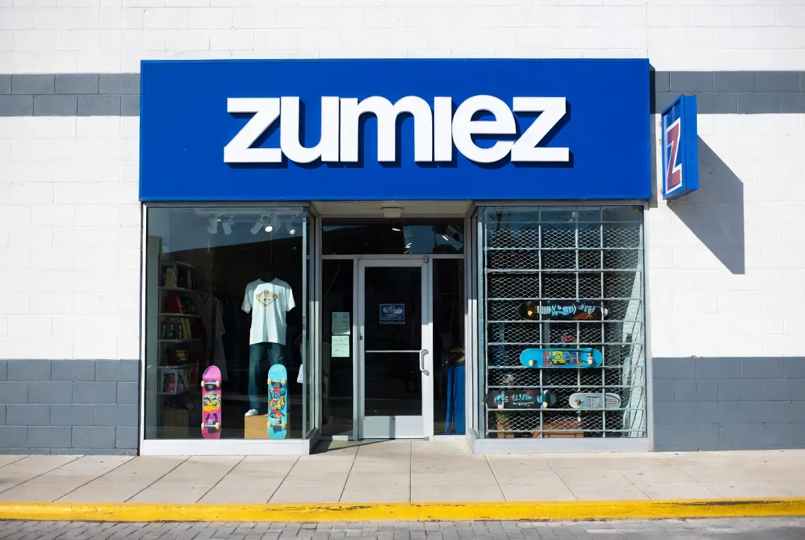 zumiez fast fashion
